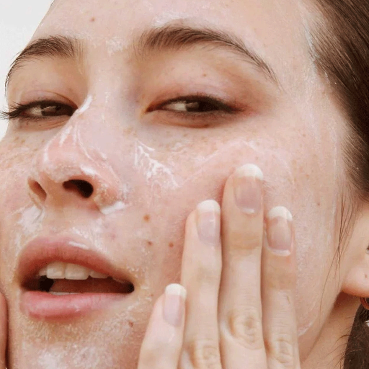 ARCHIVED Advanced Lauric Acid Cleanser Model Image 1