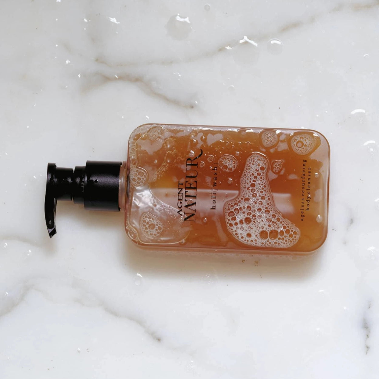 Agent_Nateur_Holi_Ageless_Resurfacing_Body_Cleanser_Lifestyle