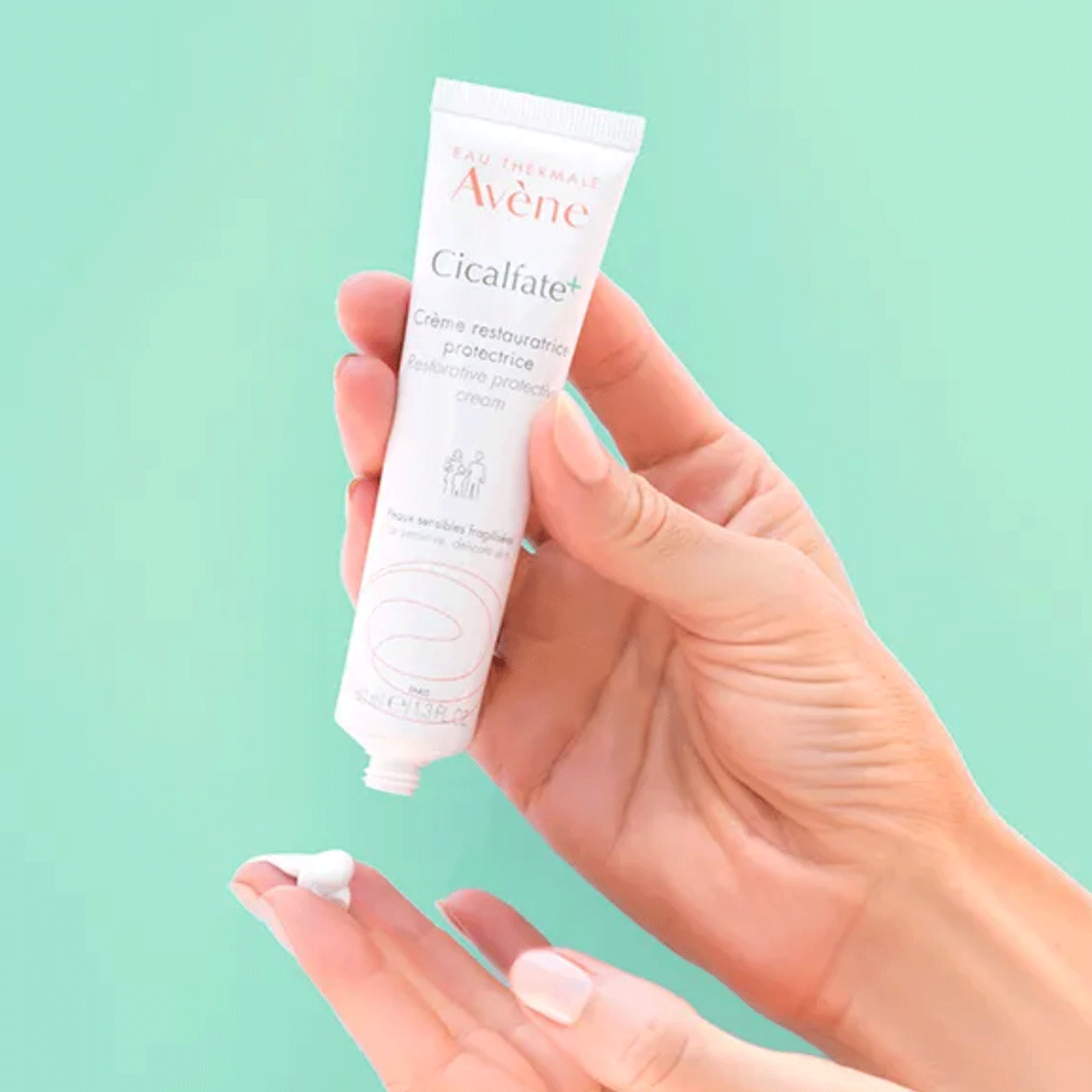 Avene Cicalfate+ Restorative Protective Cream Lifestyle