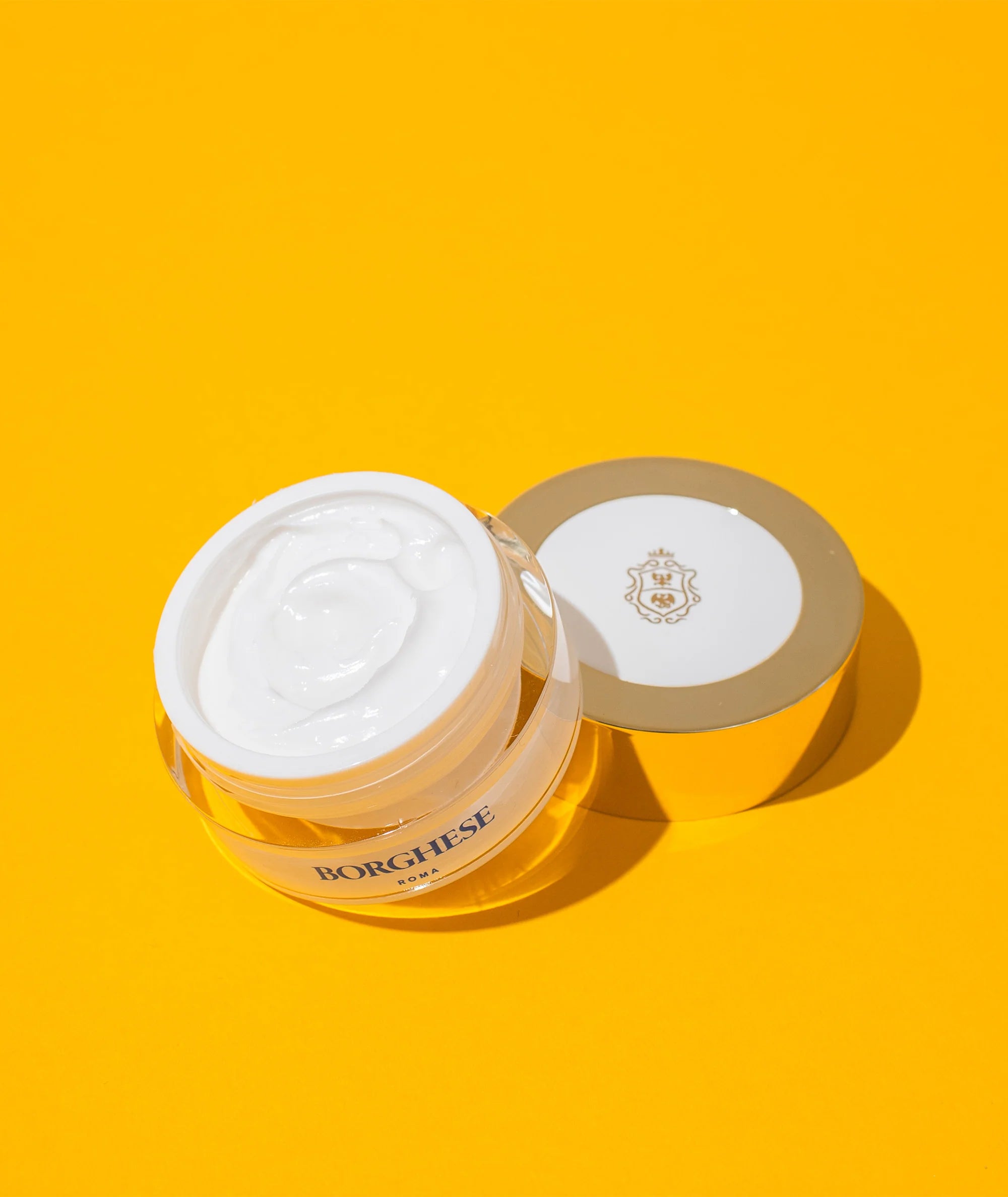 Borghese Occhi Ristorativo Eye Cream Lifestyle