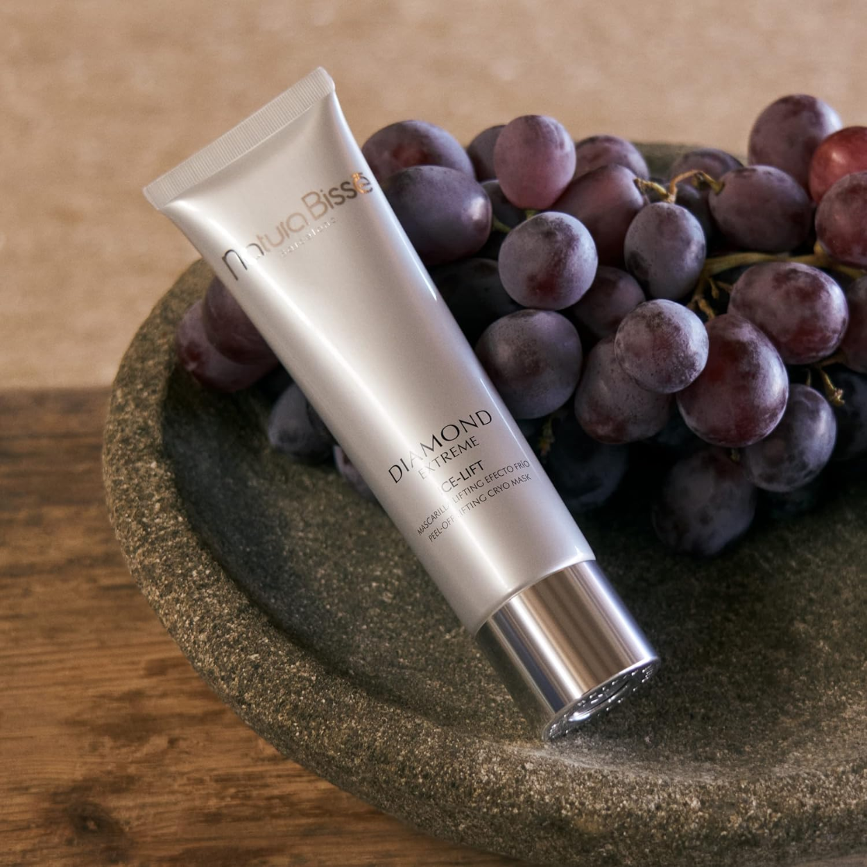 Diamond Extreme Ice Lift Lifestyle Image