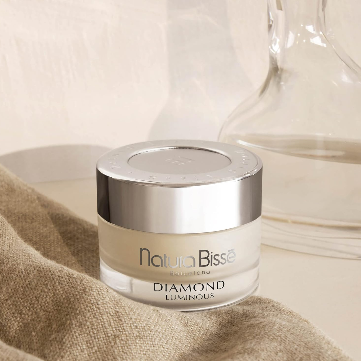 Diamond Luminous Rich Luxury Cleanse Lifestyle Image