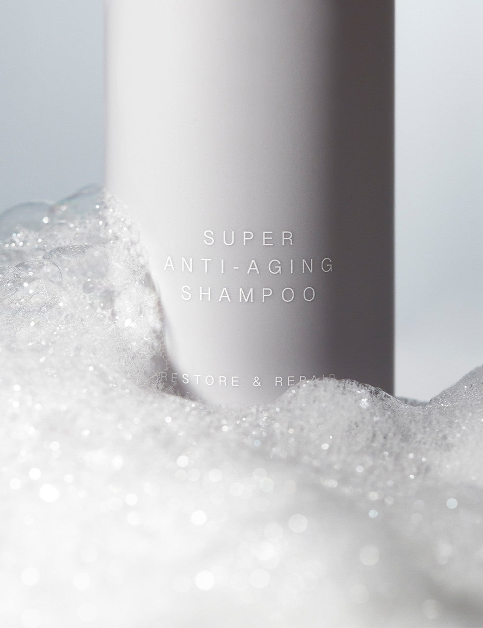 Dr. Barbara Sturm Super Anti-Aging Shampoo Texture