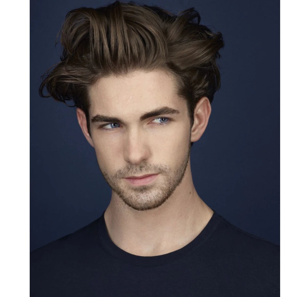 Elastic Styling Pomade Lifestyle Image