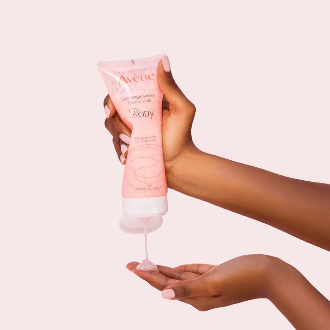 Avene Gentle Body Scrub Lifestyle