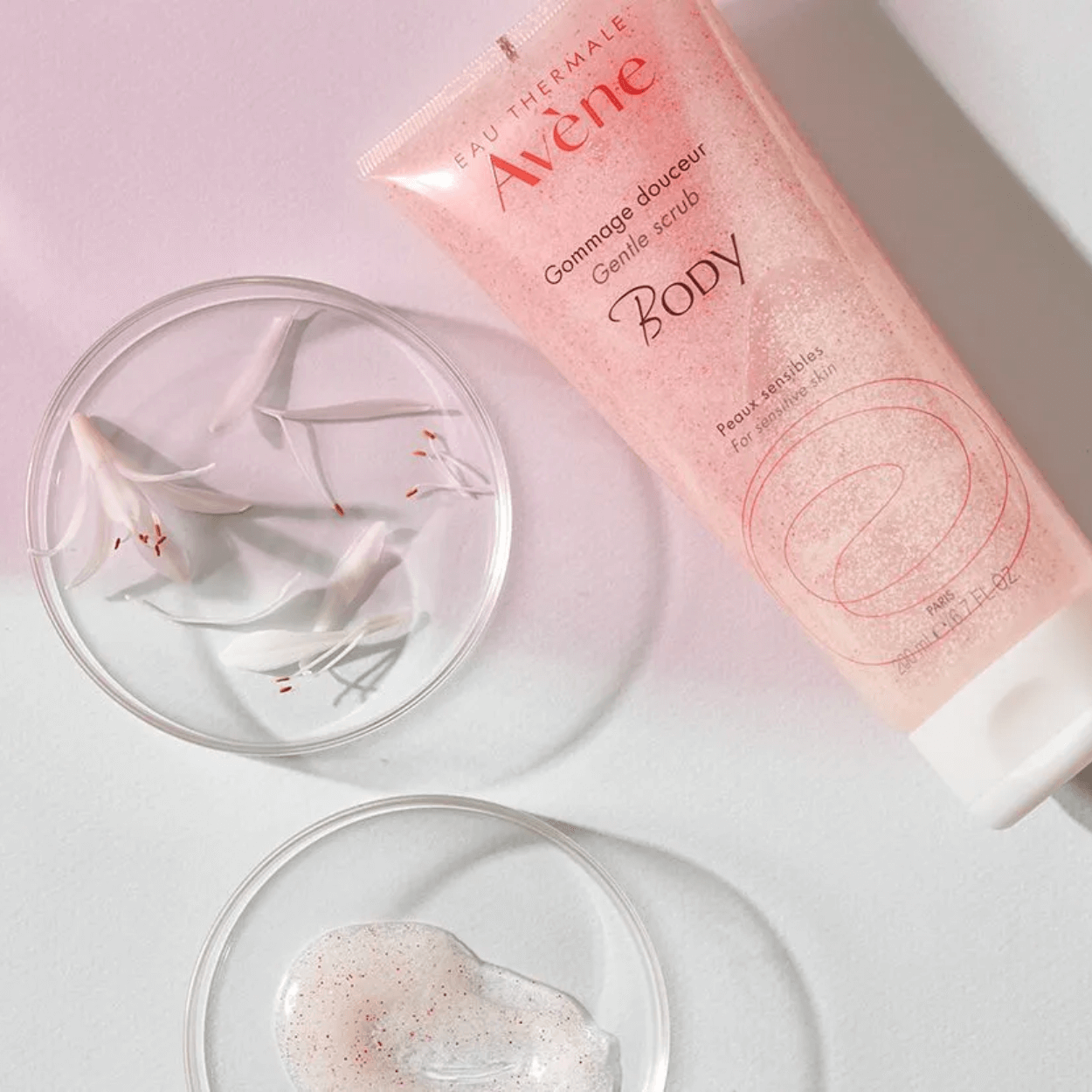 Avene Gentle Body Scrub Lifestyle 1
