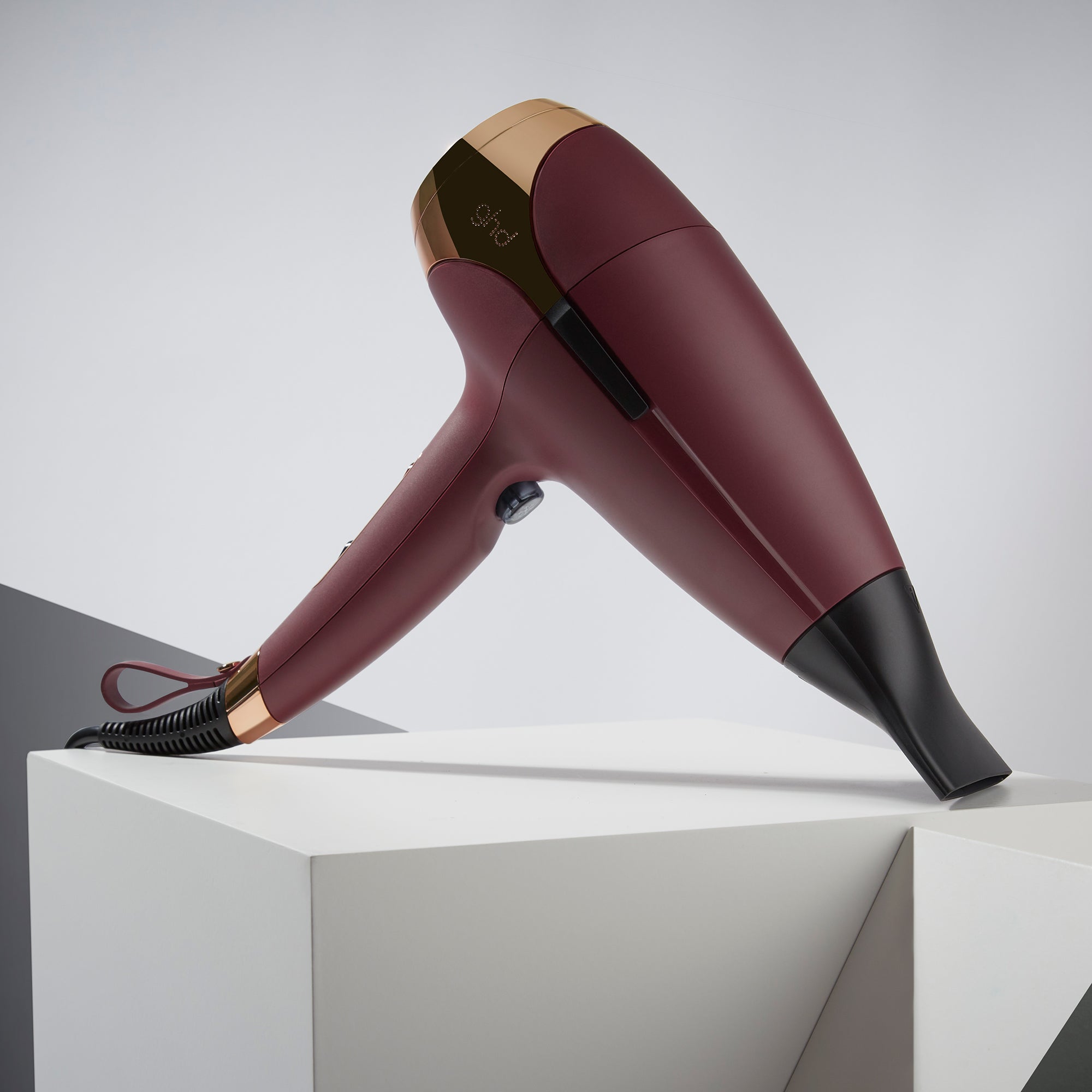 Helios Advanced Professional Hair Dryer Lifestyle Image 12