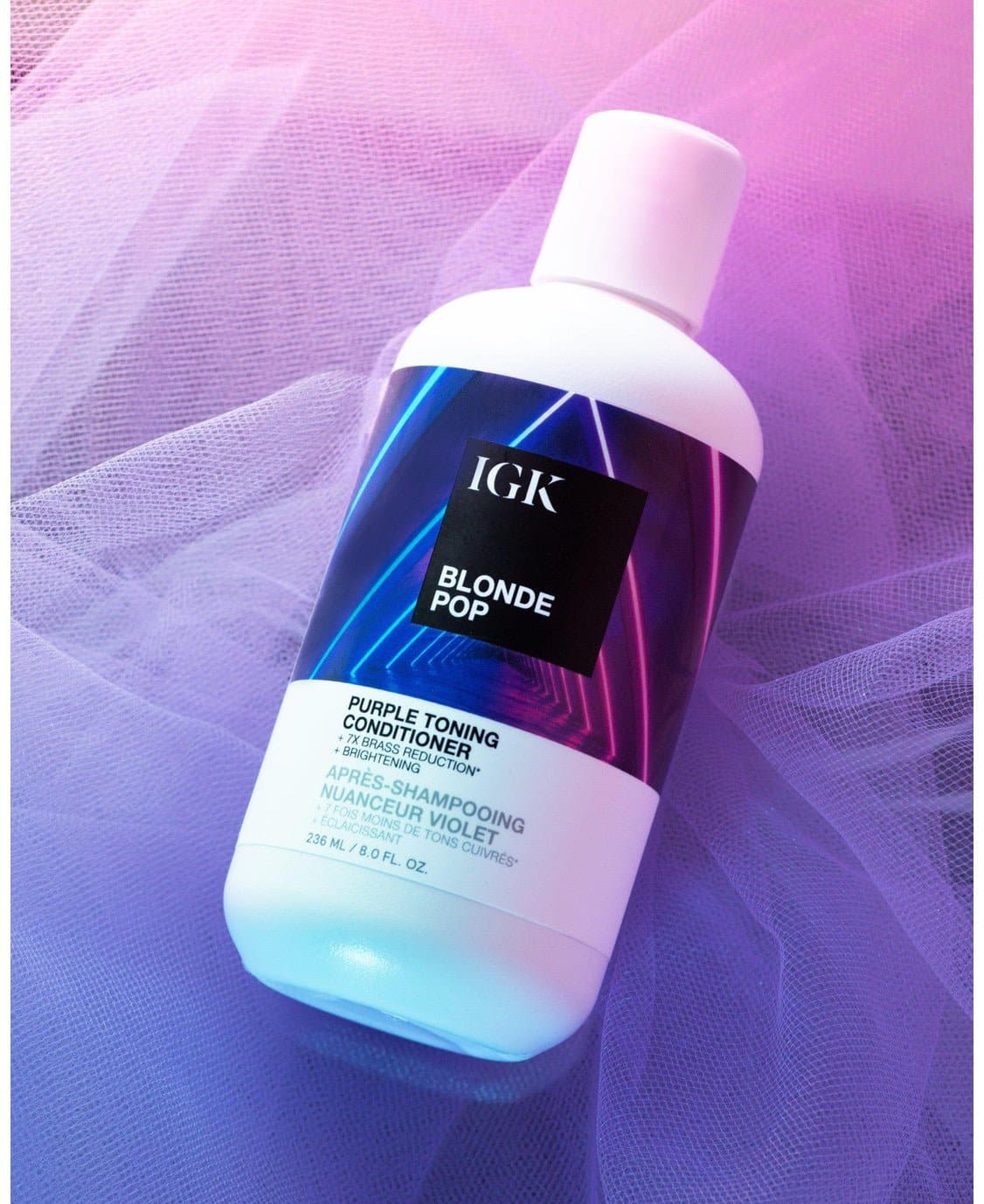 IGK Blonde Pop Conditioner Lifestyle