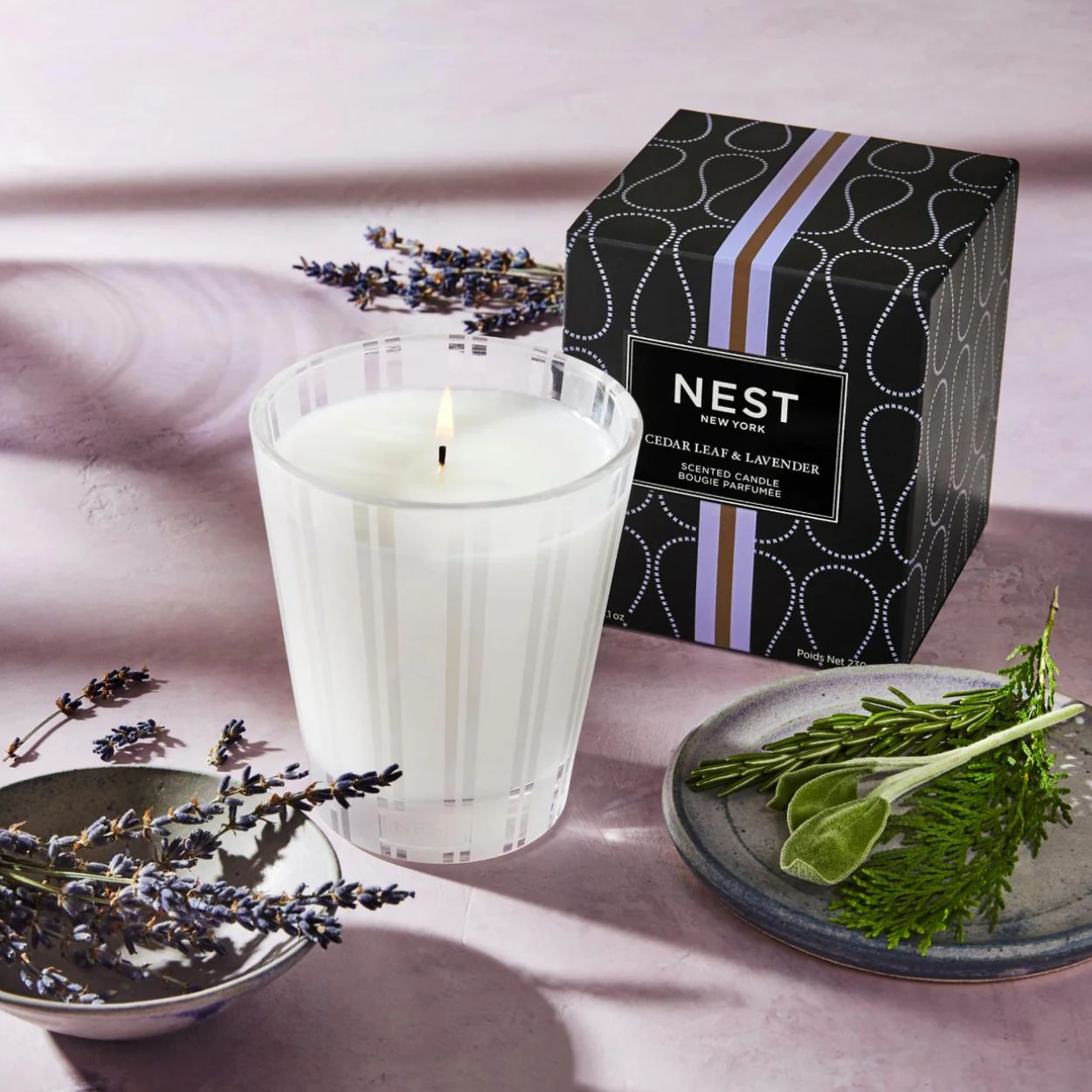 NestNewYorkCedarLeaf_Lavender-ClassicCandle 2