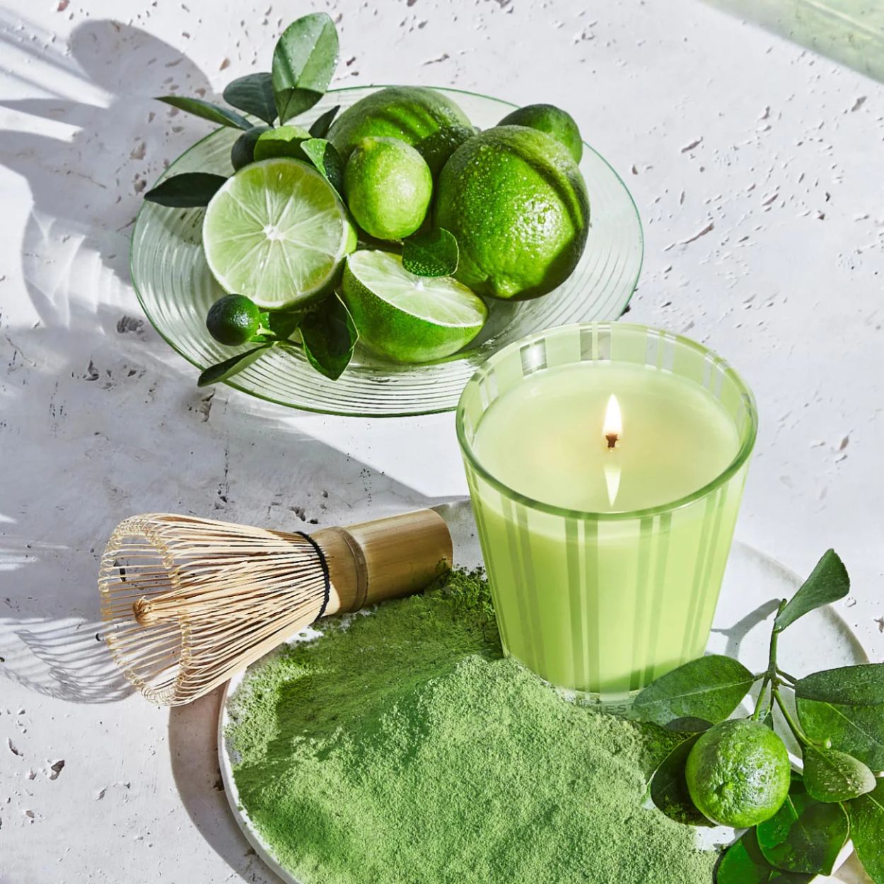 NestNewYorkLimeZest_Matcha-ClassicCandle_2