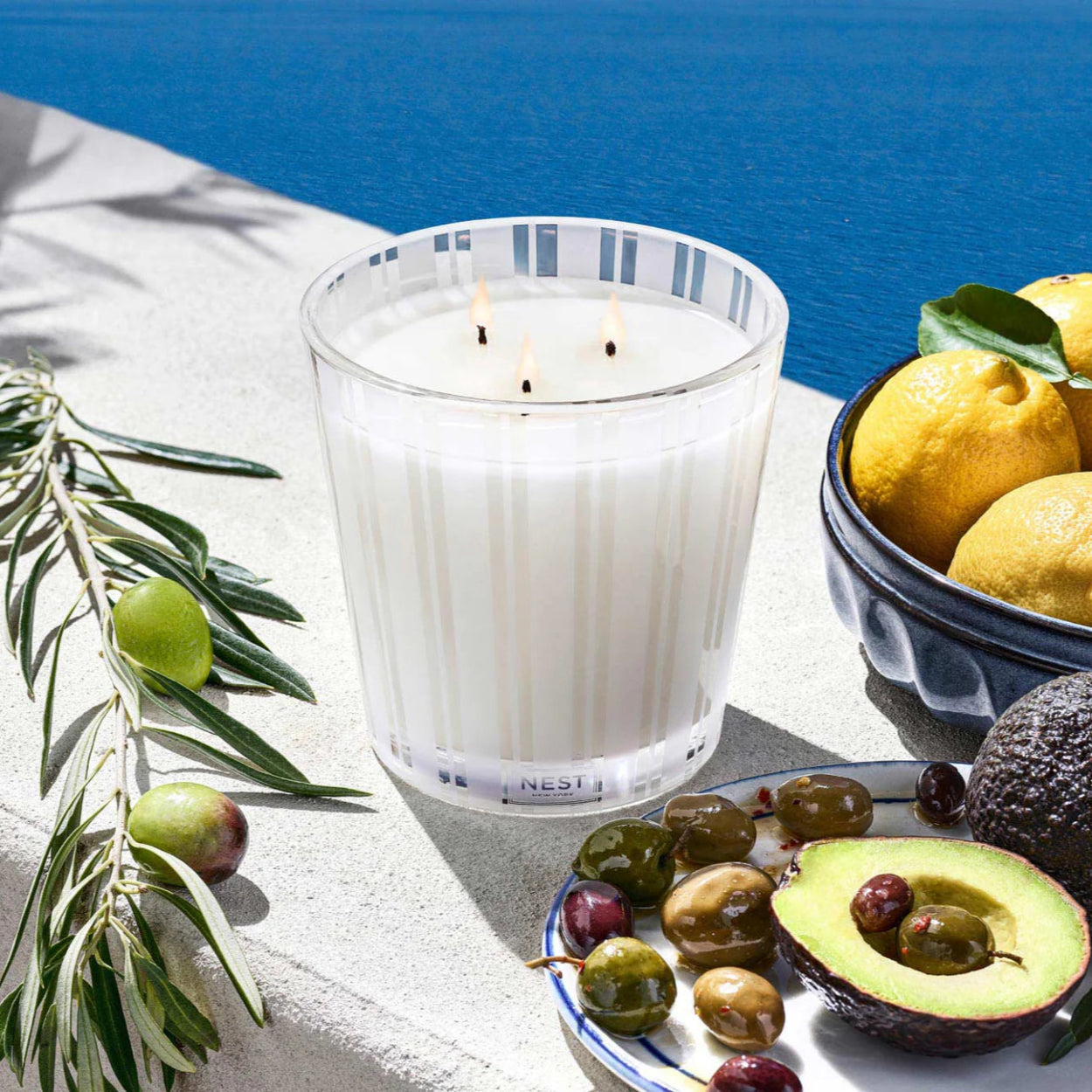 NestNewYorkSantoriniOlive_Citron-3WickCandle_1