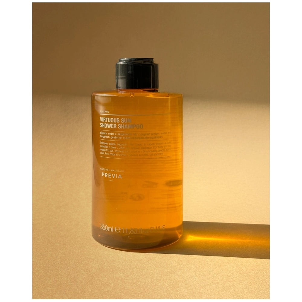 Suncare Virtuous Summer Kit Lifestyle Image 2