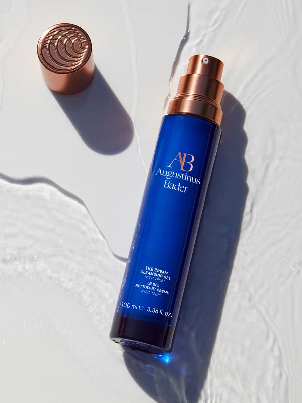 The Cream Cleansing Gel Lifesyle Image