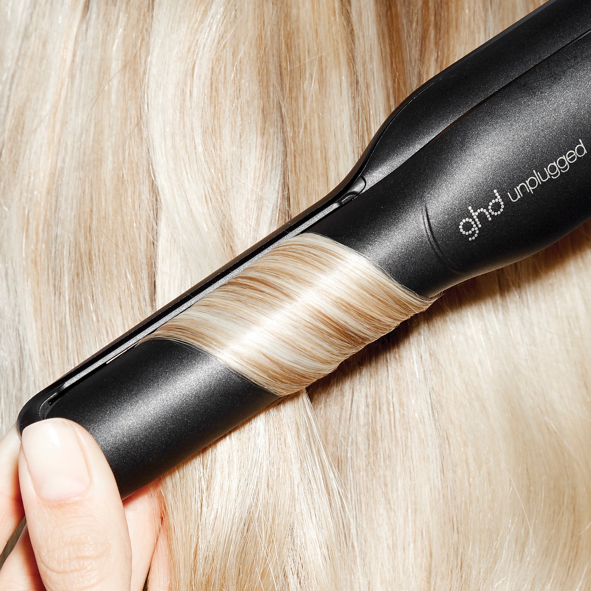 Unplugged Cordless Styler