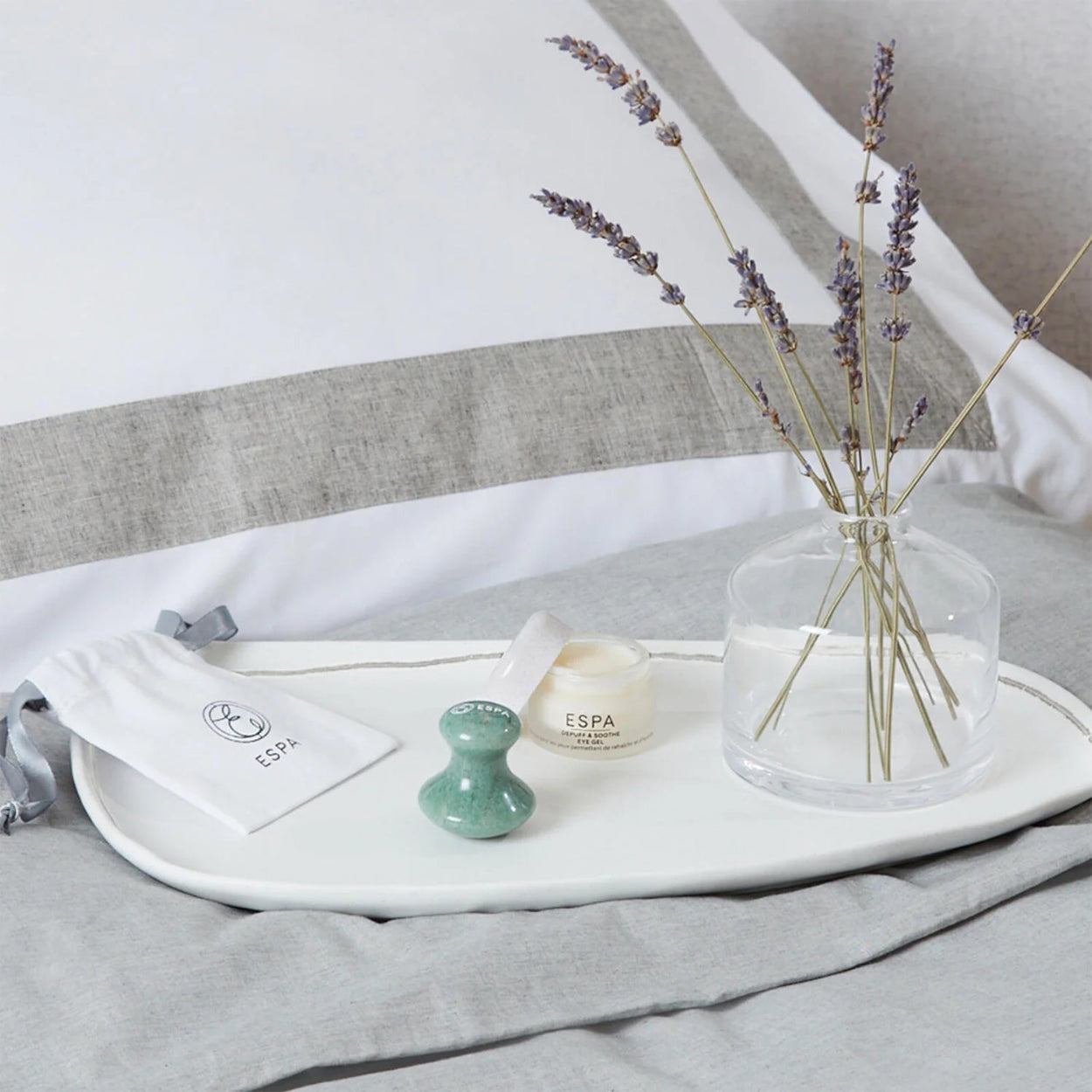 Aventurine Jade Eye Contour Massage Tool Image 4