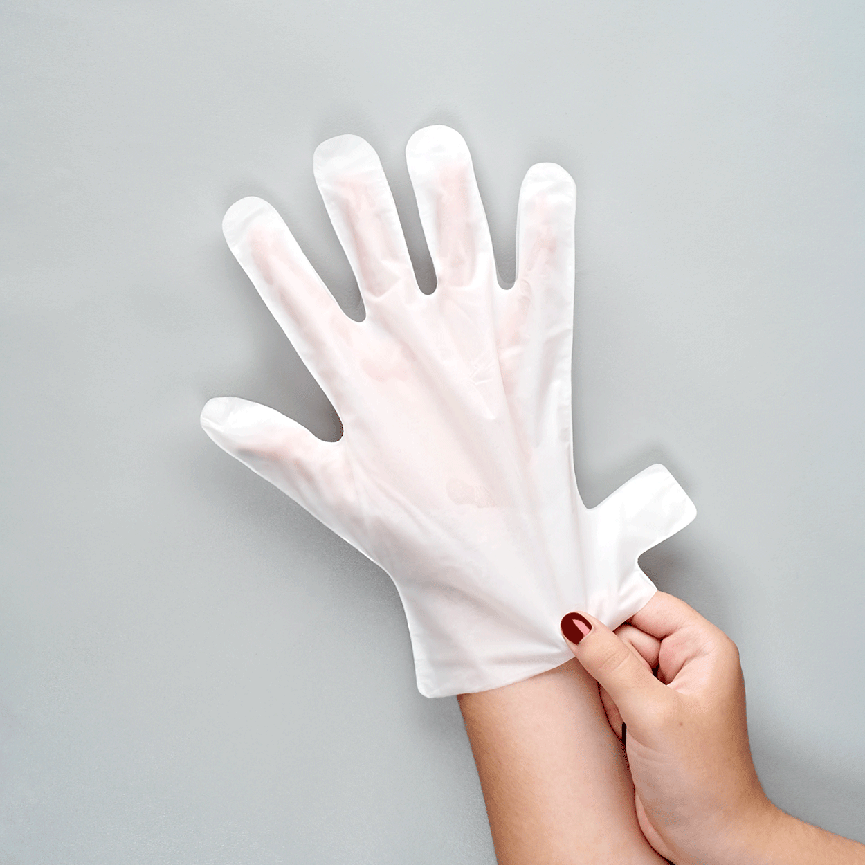 Borghese Deep Hydration Hand Sheet Masks Lifestyle 2