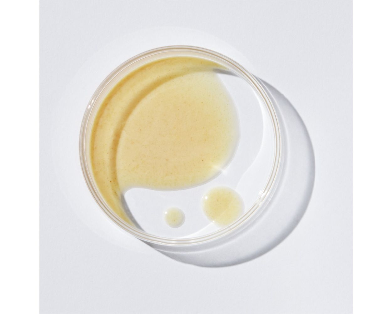 C-Esta Face Serum Texture Image 1