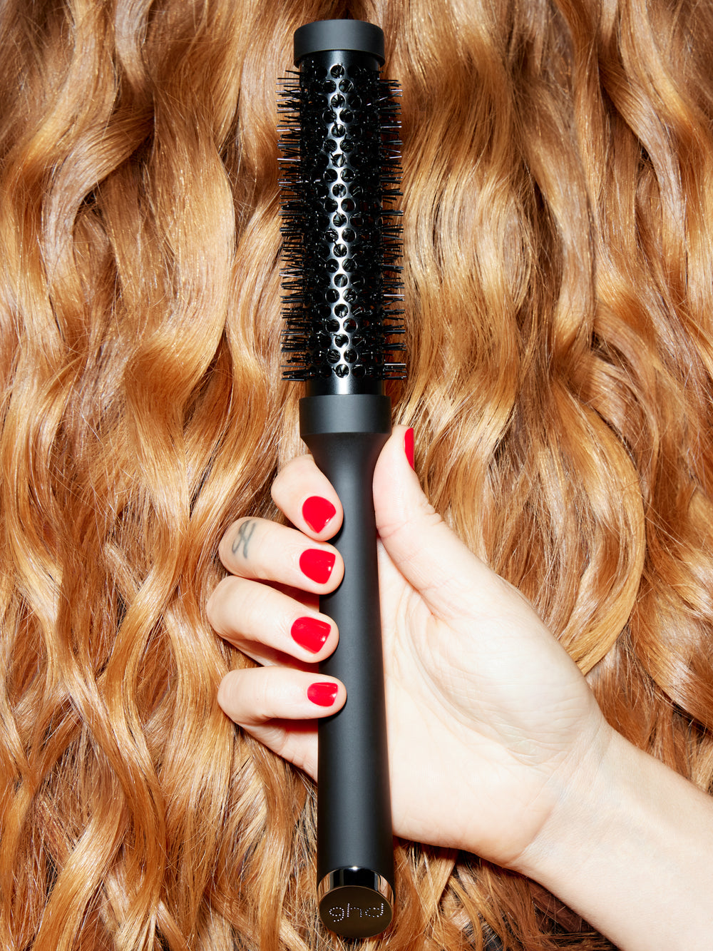Ceramic Vented Round Brush Lifestyle Image 