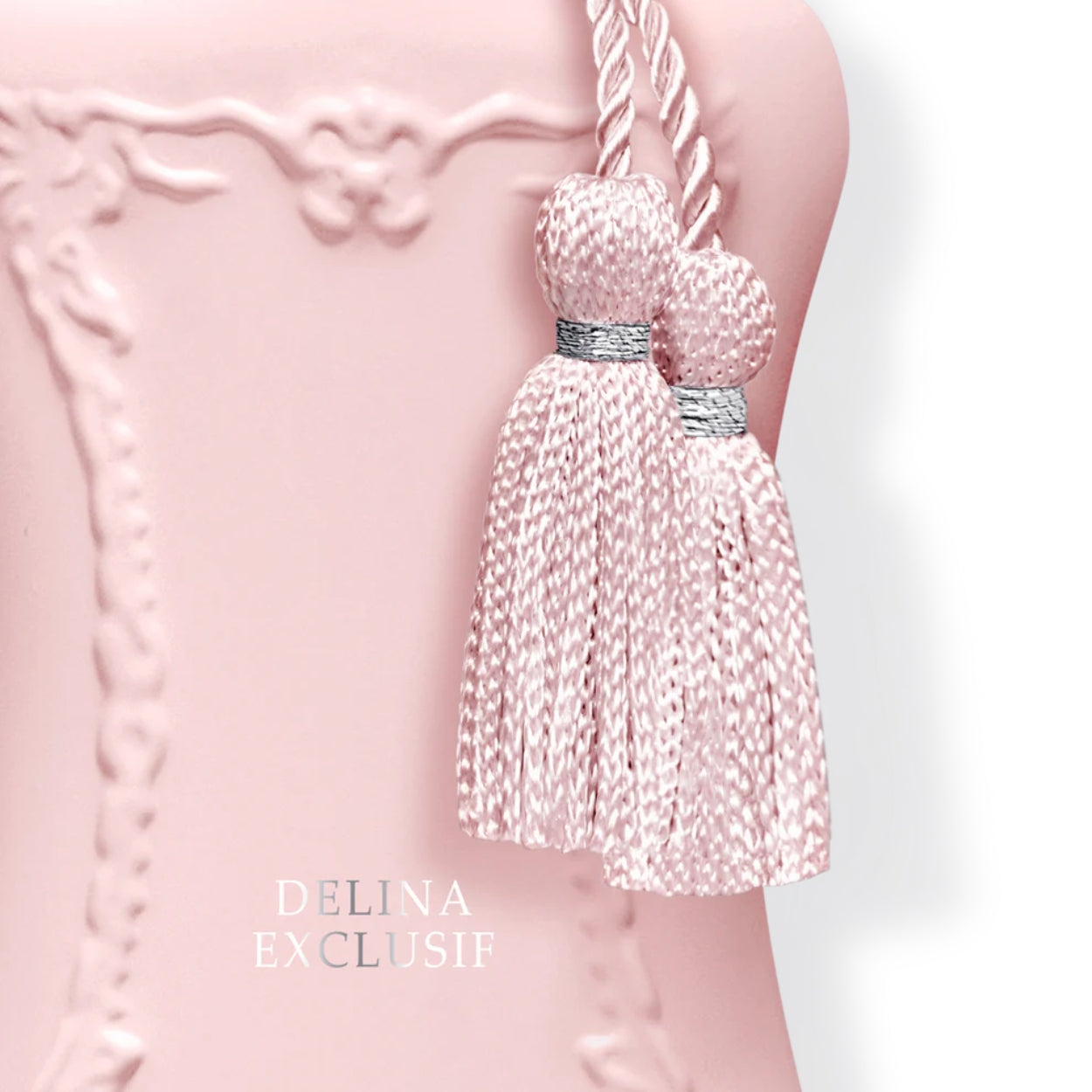 Delina Exclusif Parfum 2.5 oz lifestyle Image