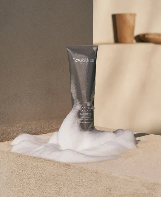 Diamond Cocoon Daily Cleanse Lifestyle Image