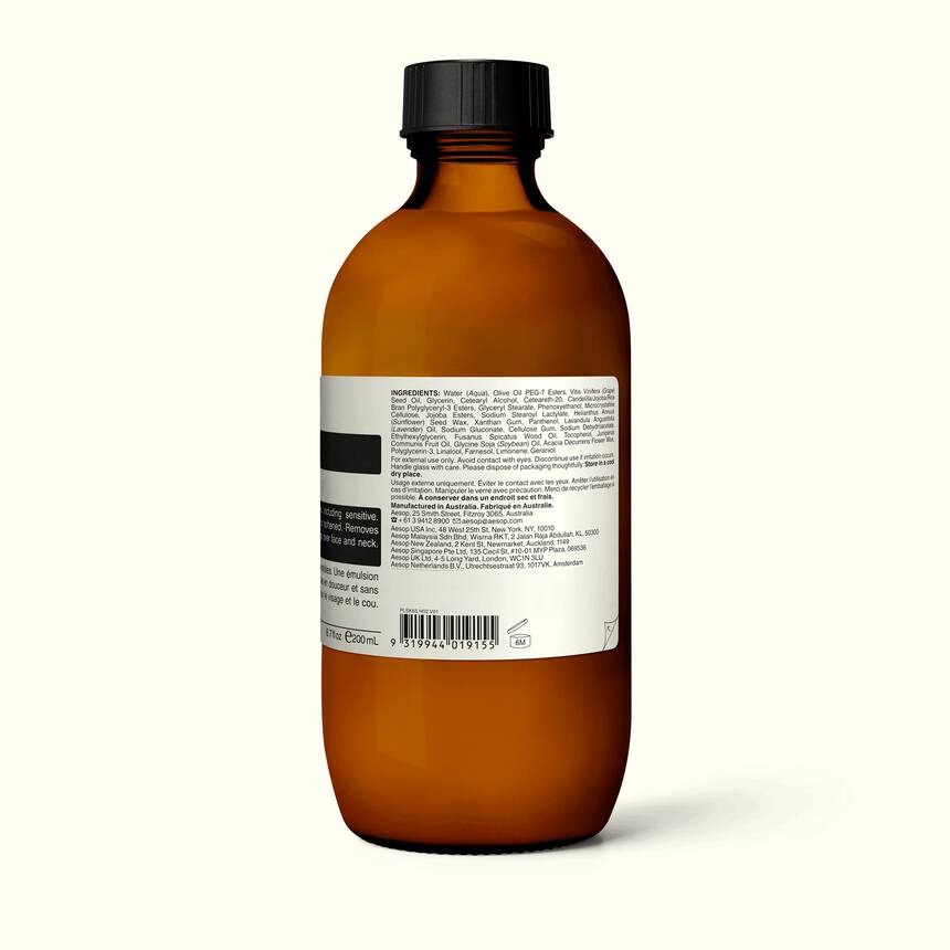 Gentle Facial Cleansing Milk Hero Image 2