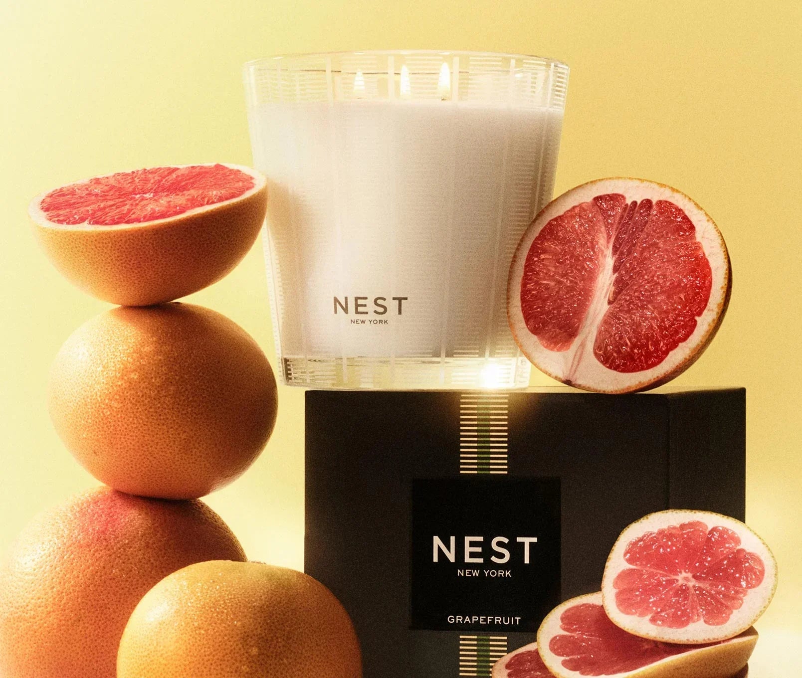 Grapefruit Decorative Luxury Candle 21.1 oz Lifestyle Image