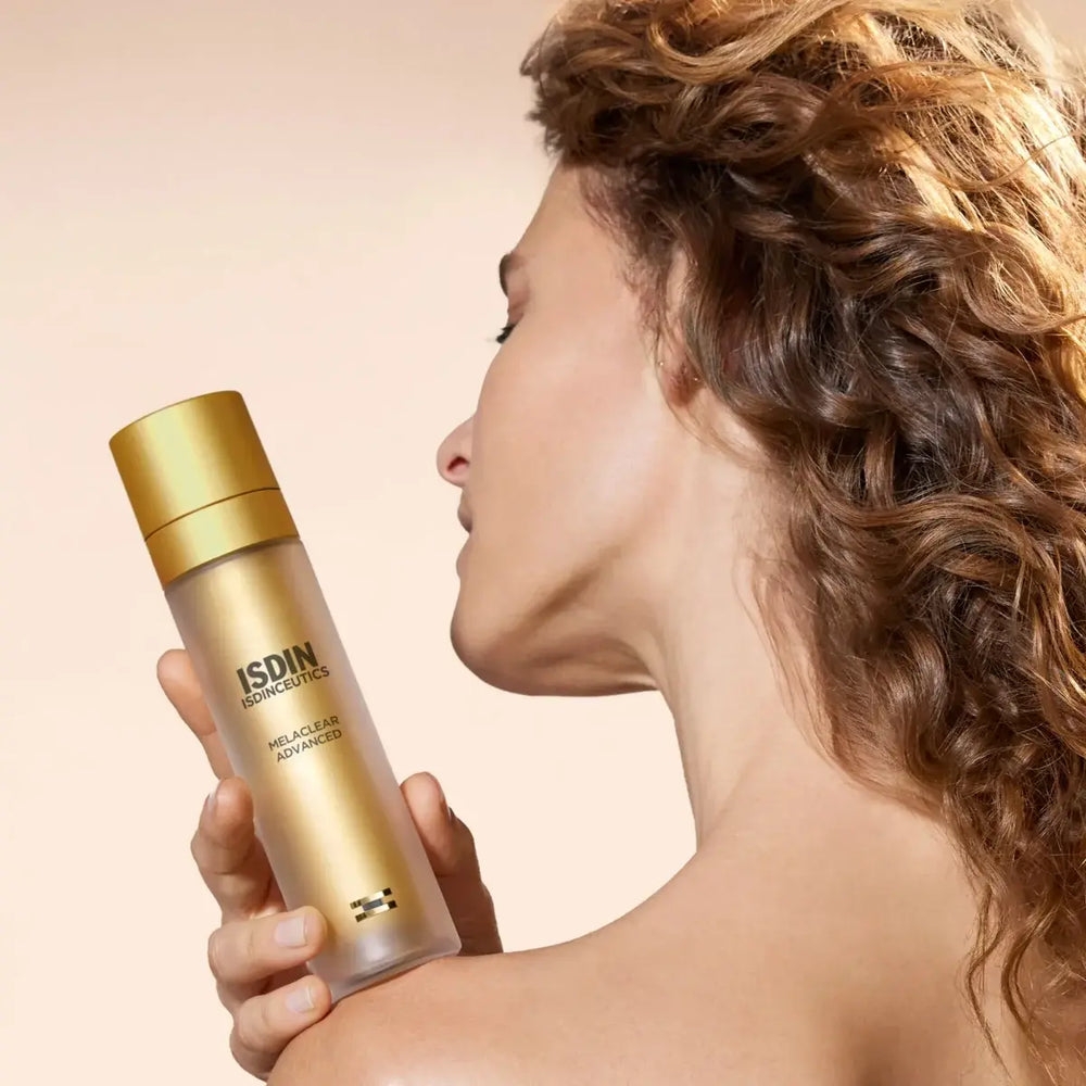 ISDINCEUTICS Melaclear Advanced Model Image
