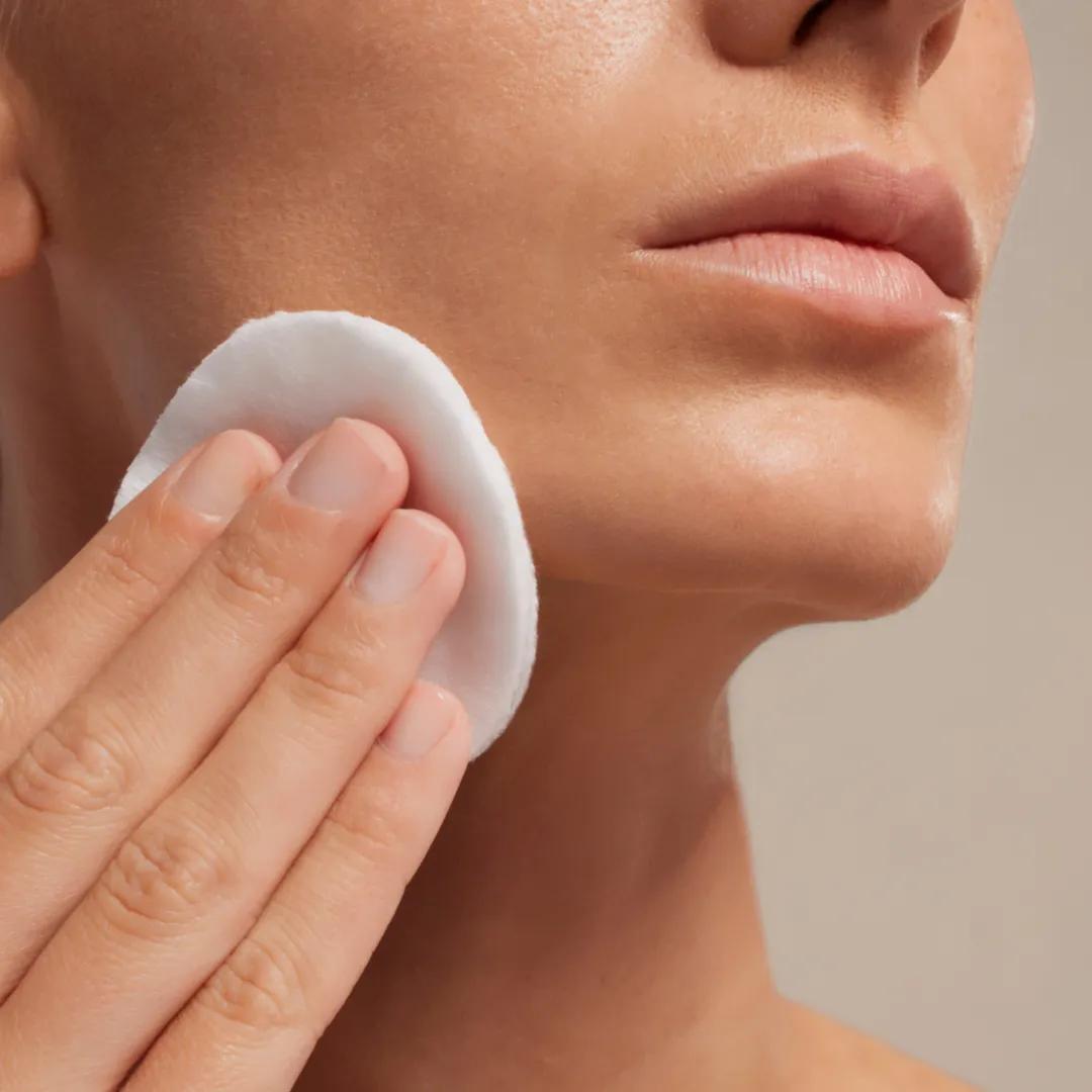 Micellar Solution Infographic Lifestyle Image 2