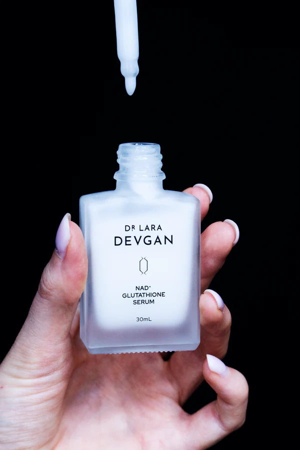 NAD+Glutathione Serum lifestyle Image