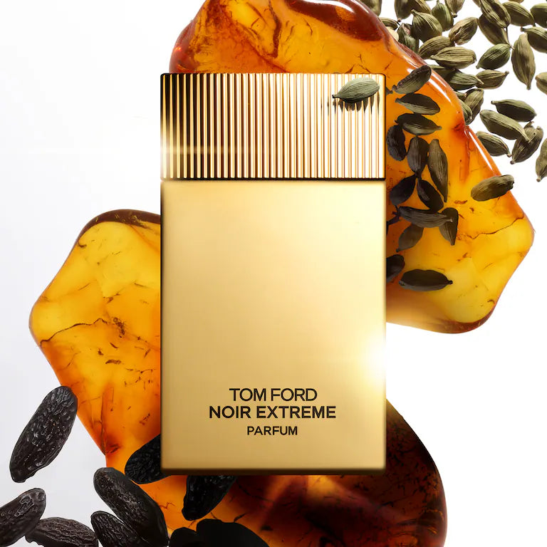 Noir Extreme Parfum lifestyle Image
