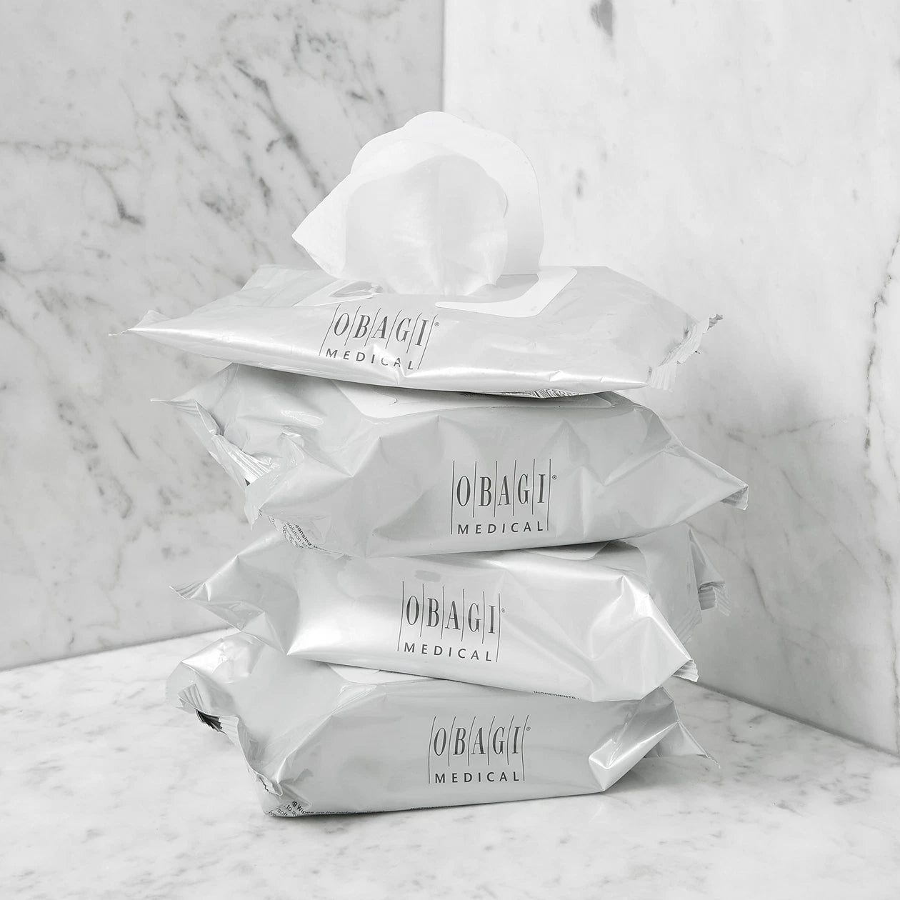 Obagi Cleansing Wipes  Image 2 