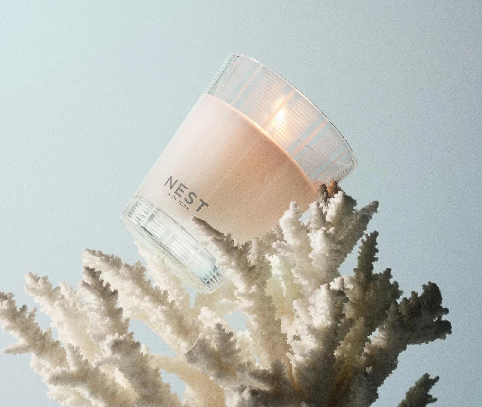 Ocean Mist & Sea Salt Classic Candle 8.1 oz Lifestyle Image 1