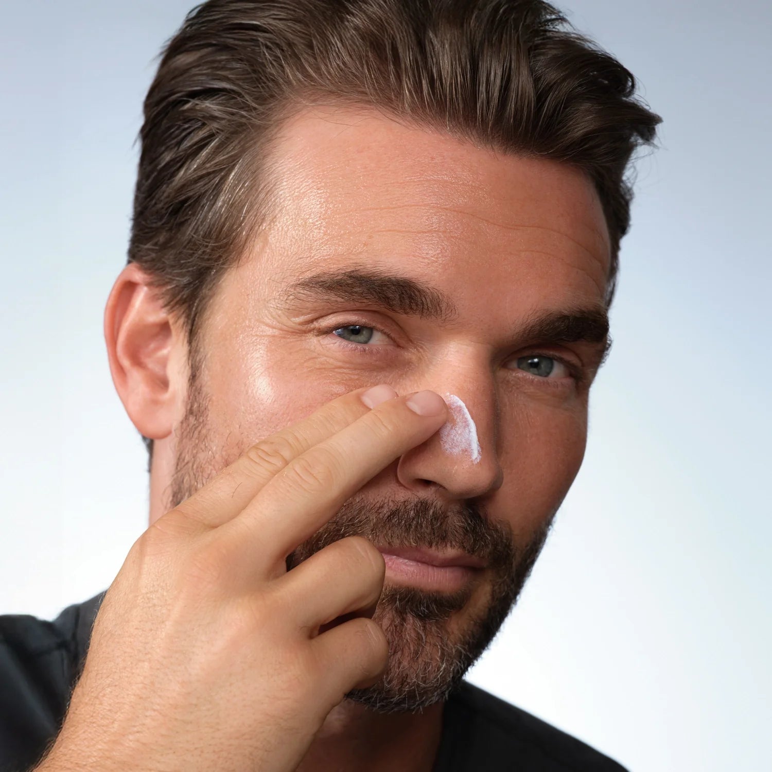 The Face SPF Mineral Sunscreen Model Image